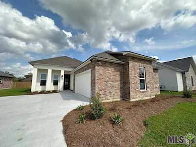 14024 Trailhead Dr Gonzales, LA 70737