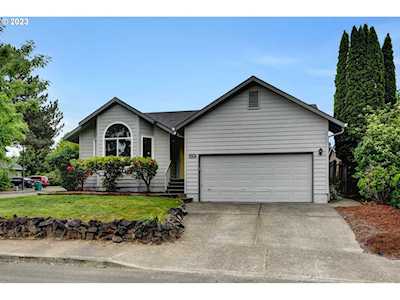 11747 SW Morning Hill DR Tigard, OR 97223