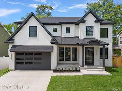 4223 Mandalay Ave Royal Oak, MI 48073