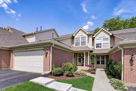 513 Pembrook Ct N Crystal Lake, IL 60014
