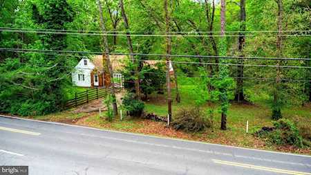 10979 Stuart Mill Rd Oakton, VA 22124