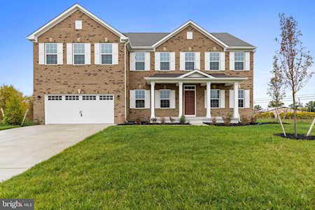 77 Kingsberry Ln Woodstown, NJ 08098