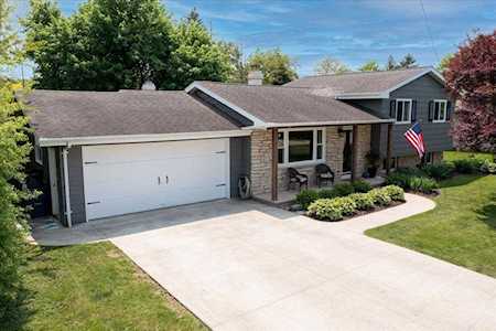 31 Welle Dr Oshkosh, Town of Black Wolf, WI 54902