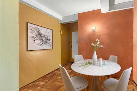 36 Metropolitan Oval #3C Bronx, NY 10462