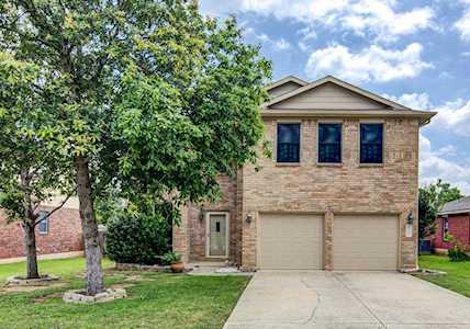 212 Banner Ave Leander, TX 78641