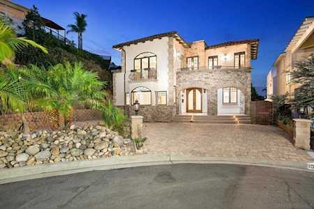 1045 Van Nuys Street San Diego, CA 92109