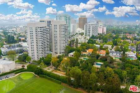 875 Comstock Ave #6A Los Angeles, CA 90024
