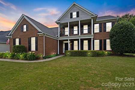 2216 Legacy Oak Dr Waxhaw, NC 28173