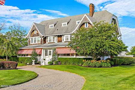 67 River Ave Monmouth Beach, NJ 07750