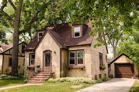 225 Gray St Green Bay, City of Green Bay, WI 54303