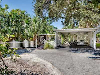 5326 Avenida Del Mare Sarasota, FL 34242
