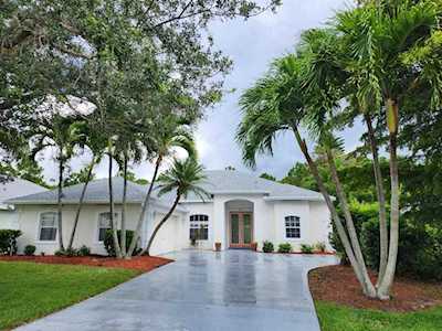 467 NW Emilia Way Jensen Beach, FL 34957