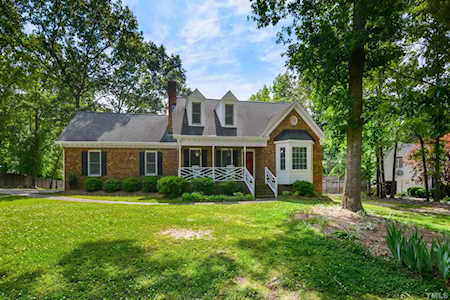 8113 Robincrest Court Fuquay Varina, NC 27526