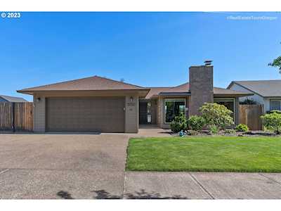 538 Willamina AVE Forest Grove, OR 97116