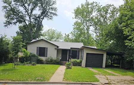 5218 N Valley Oak DR Austin, TX 78731
