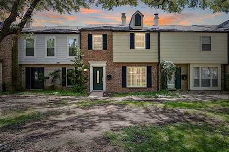 6469 Hart LN Austin, TX 78731