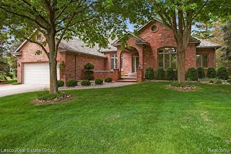 16500 Dusklight Dr Fenton Twp, MI 48430