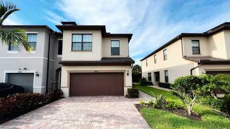 2801 Troubadour Street Palm Springs, FL 33406