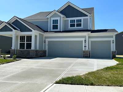 7147 Sugar Maple Ln Brownsburg, IN 46112