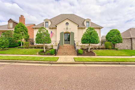 900 Deloach Ln Collierville, TN 38017