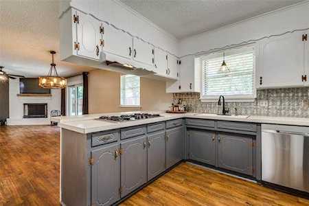 2017 Fordham Lane Denton, TX 76201