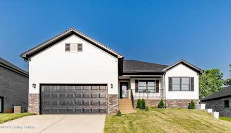 265 Bluffs Edge Dr Mt Washington, KY 40047