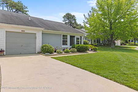 1019B Buckingham Dr Manchester, NJ 08759