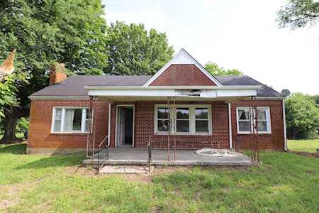 7140 Carthage Rd Pleasant Shade, TN 37145