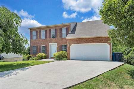 4866 NE Golfview Roanoke, VA 24019