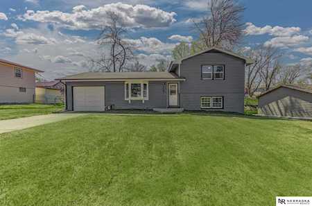 2101 Pleasantview Ln Bellevue, NE 68005