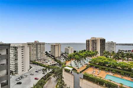 185 SE 14th Ter #1607 Miami, FL 33131