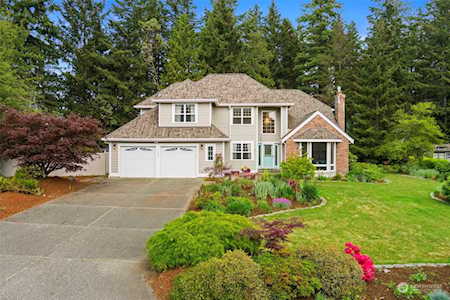 5536 NW Highpoint St Bremerton, WA 98312