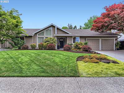 19961 NW Metolius DR Portland, OR 97229