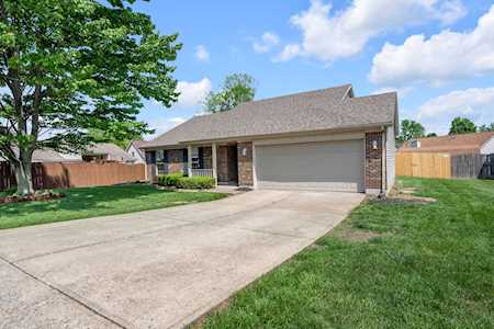 122 W Showalter Dr Georgetown, KY 40324