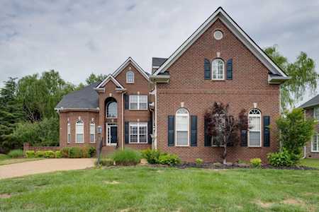 2608 Gretchen Ct Brentwood, TN 37027