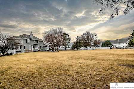 20840 Paddock Circle Omaha, NE 68022