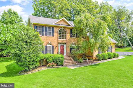 7059 Kelly Rd Warrenton, VA 20187