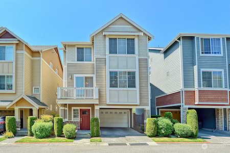 10026 12th Ave SE Everett, WA 98208