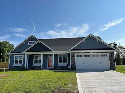 1533 Creekwood (Lot 27) Rd Hope Mills, NC 28348