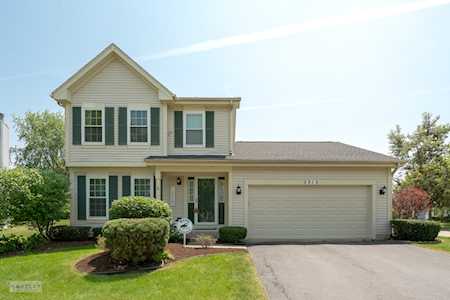 2312 Sedgwick Ct Naperville, IL 60564