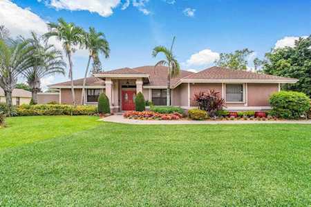 15310 Meadow Wood Drive Wellington, FL 33414