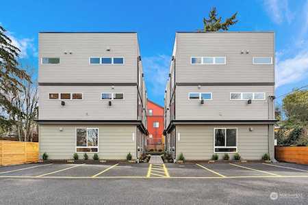 11313 B Corliss Ave N Seattle, WA 98133