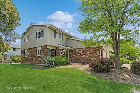 1666 Darwin Ct #1666 Wheaton, IL 60189