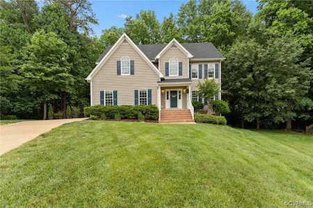 9262 Smallwood Ct Mechanicsville, VA 23116