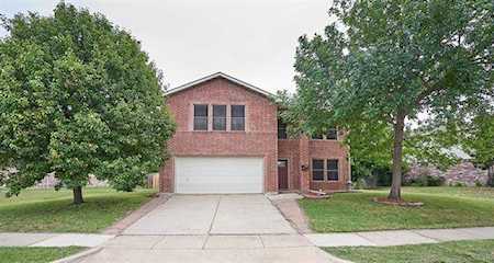 2405 Chestnut Drive Little Elm, TX 75068