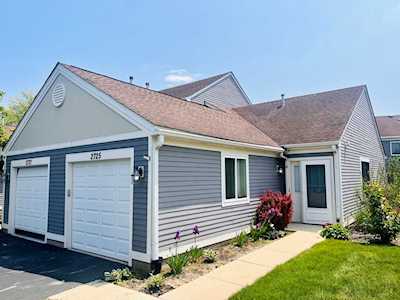 2725 Wilshire Ct Aurora, IL 60502