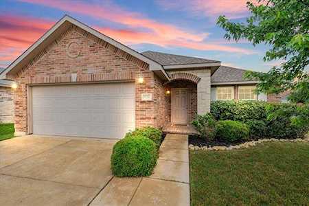 5720 Mirror Ridge Drive Fort Worth, TX 76179