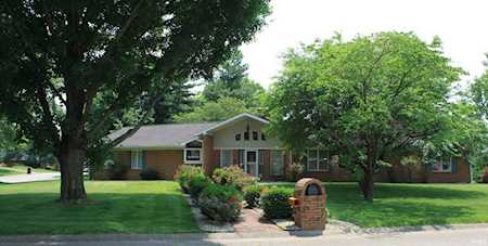 8277 Roberts Ridge Drive Newburgh, IN 47630