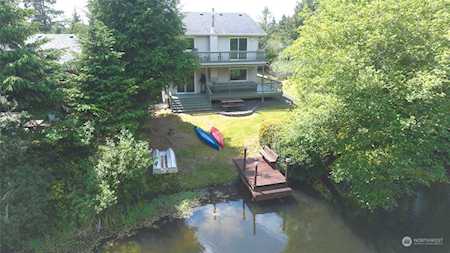 636 Island Circle SE Ocean Shores, WA 98569