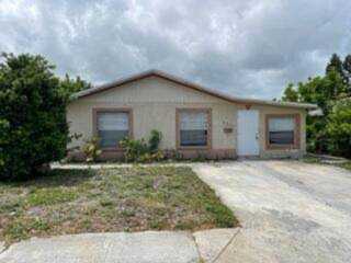 1617 W 26th Street Riviera Beach, FL 33404